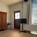 Sjaanderhof Oda ve Kahvaltı Maastricht