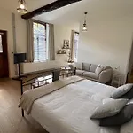 Sjaanderhof Oda ve Kahvaltı 4*