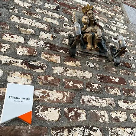 Sjaanderhof Oda ve Kahvaltı 4*