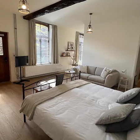 Sjaanderhof Oda ve Kahvaltı 4*