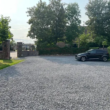 Sjaanderhof 4*