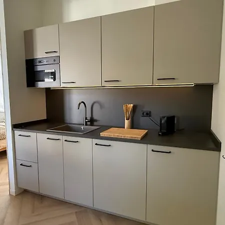 Sjaanderhof Oda ve Kahvaltı Maastricht