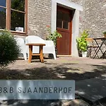 Sjaanderhof Bed & Breakfast 4*